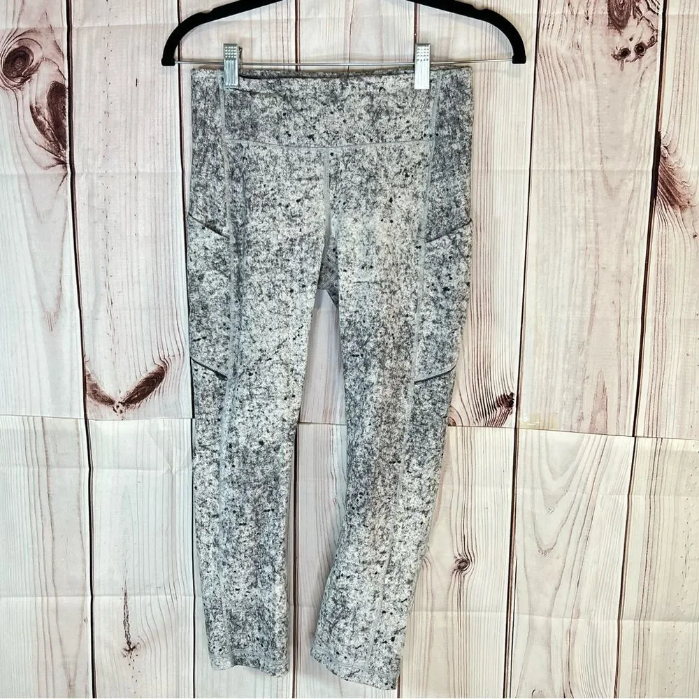 Women’s Lululemon Speed Up Crop 21”